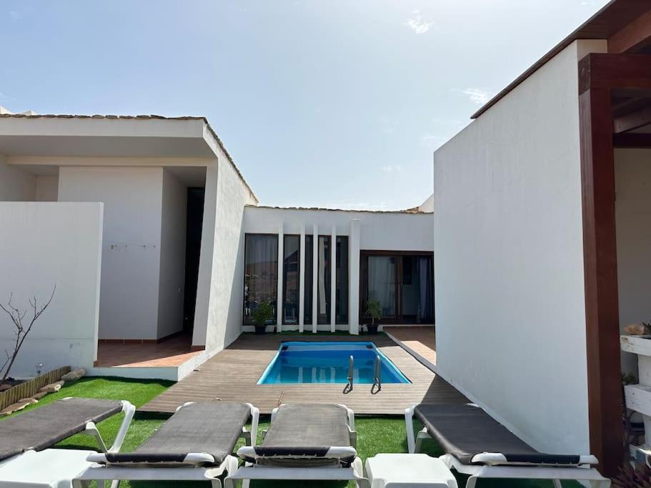 Private Villa With Pool In The Mountains Pajara  Екстер'єр фото