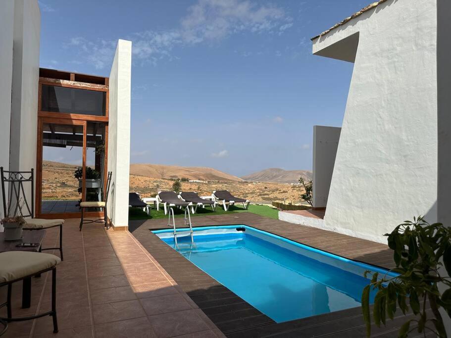 Private Villa With Pool In The Mountains Pajara  Екстер'єр фото
