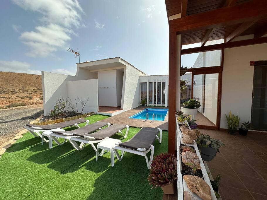 Private Villa With Pool In The Mountains Pajara  Екстер'єр фото